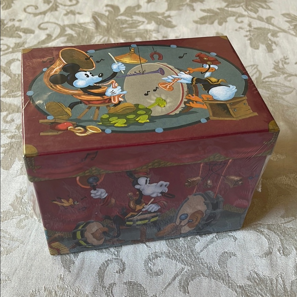 Rare Disney Mickey & Co. Mystery Stationery Set-18 Cards & Envelopes